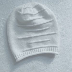 ITALIAN KNIT BEANIE